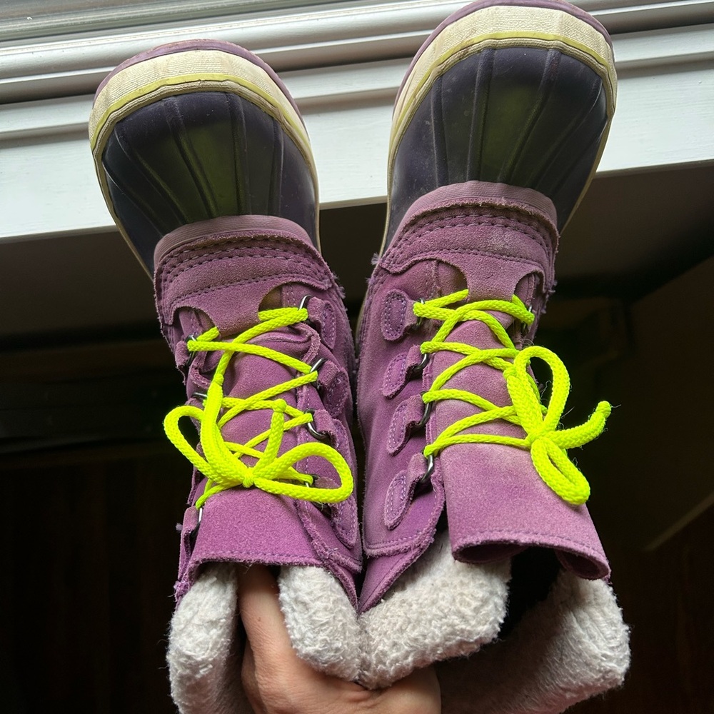 LL Bean big kids size 3 winter ❄️ insulated duck boots